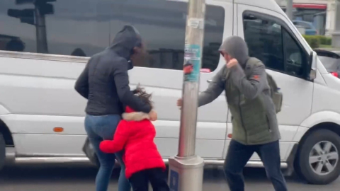 Fırtına Bursa’da Adeta İnsanları Uçurdu, Kadınlar ve Çocuklar Zor Anlar Yaşadı