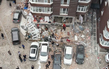 Beylikdüzü’nde 14 Katlı Binada Meydana Gelen Patlama Anı Kamerada