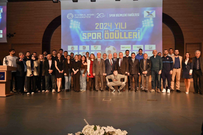 Başkan Bozbey'e "Spora Katkı Sağlayan Başkan" Ödülü