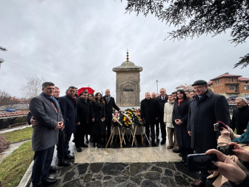 Direnişin Sembolü 'Türkan Bebek' Mezarı Başında Anıldı