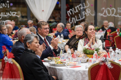 Huzurevinde Yeni Yıla Merhaba Buluşması