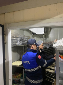 Efes Selçuk Belediyesi Zabıta Müdürlüğü Yeni Yıl Öncesi Denetimlerini Sıklaştırdı