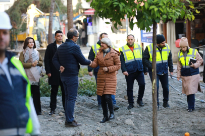 Efes Selçuk’ta Çarşı İçi Çalışmalar Hız Kesmeden Devam Ediyor