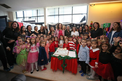 Karşıyaka’da 7’den 70’e Yılbaşı Coşkusu