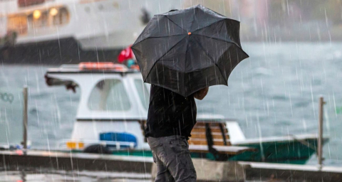AKOM Uyardı: “İstanbul’da Yeni Haftada Yağışlı Hava Etkili Olacak”