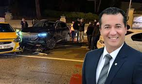 Gemlik TSO Başkanı Alkollü Kullandığı Togg Makam Aracıyla Kaza Yaptı