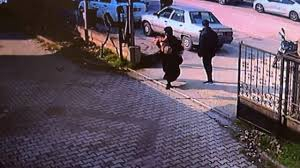 Canturkaran Anne: Yaralı Oğlunu Kucağında Sağlık Ocağına Taşıdı