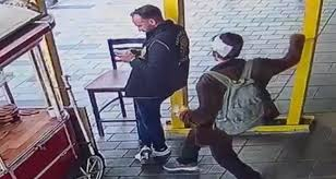 Beyoğlu’nda Polis Memurunu Ensesinden Bıçaklayan Sanık Hakim Karşısında!
