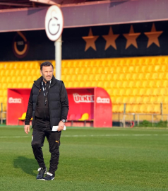 Okan Buruk: "Basit goller yedik"