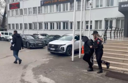 "Polisim" Deyip Dolandırdı, tutuklandı