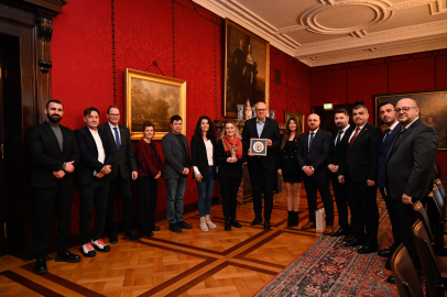 Bremen’de Dijital İkiz Zirvesi: Konak’ın Geleceği için İlk Adımlar Atıldı