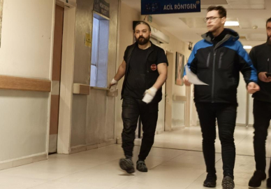 Makineye Ellerini Kaptırdı
