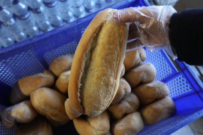 İnegöl'de Halk Ekmek Satışları Başladı