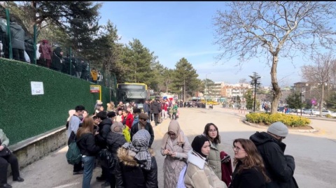 Teleferikte 'Arıza' Kuyruğu