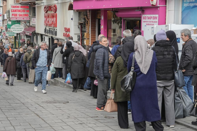 Bursa'da Ucuz Et Kuyruğu