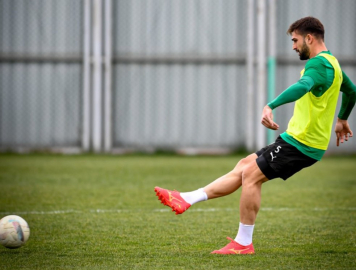 Bursaspor, Kuşadasıspor'a Hazırlanıyor