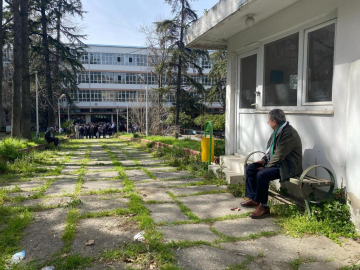 Bursa'nın Tarihi Lisesi, Tarih Oluyor