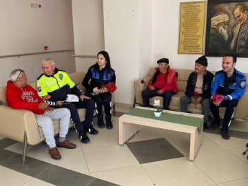Huzurevi sakinlerine trafik ve güvenlik eğitimi