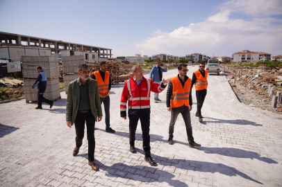 Ayvalık Belediyesi yolları yaza hazırlıyor