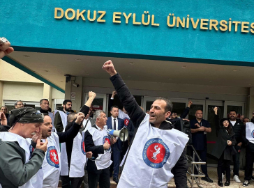 DEÜ'de 1 saatlik iş bırakma sonuç verdi