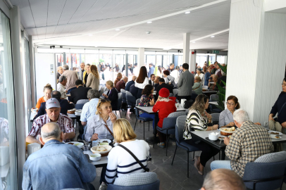 Balçova’da Kent Lokantası ve Bal Kafe hizmette