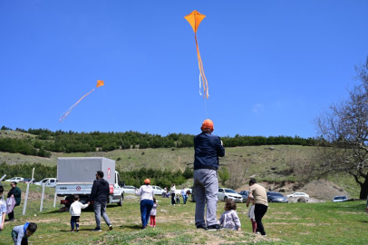 Gemlik'te uçurtma şenliği