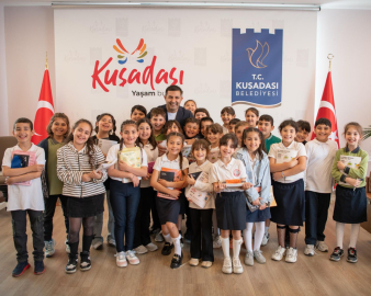 Kuşadalı çocuklar sordu, Başkan cevap verdi