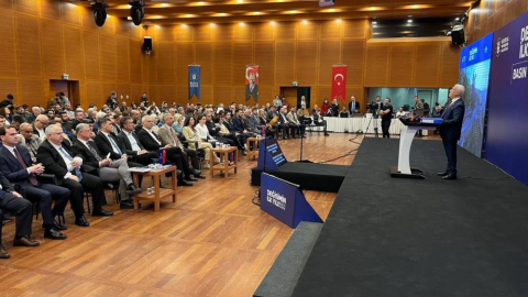 Bozbey, "israfla savrulan milyonları" anlattı