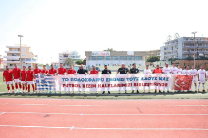 Çeşme-Sakız arasında futbol dostluğu