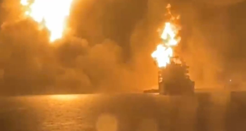 Türk Denizciler Kızıldeniz’de Bombardımanın Ortasında Kaldı