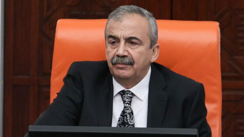 Sırrı Süreyya Önder yaşamını yitirdi