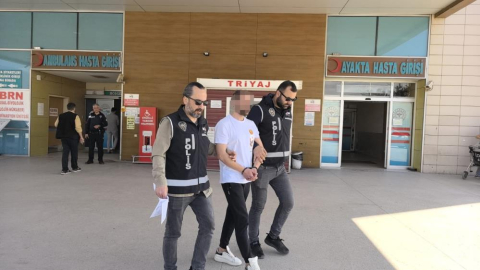 Kuyumcuya sahte altın sattı