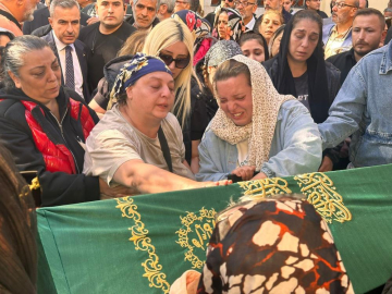 Balık Ayhan son yolculuğuna uğurlandı