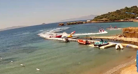 Su Sporu Kazası Kamerada... Deniz Yatağı, Sürat Teknesine Çarptı: 3 Yaralı