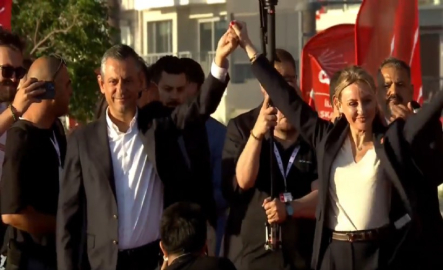 GÜNDOĞDU’DA CHP RÜZGÂRI: SEDA KAYA ÖSEN ARTIK CHP’DE