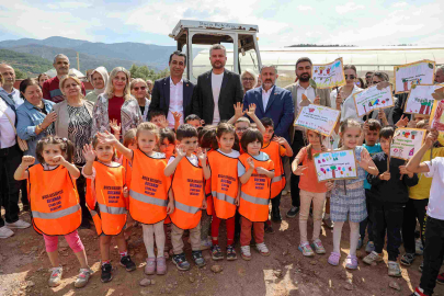 BUCA’DA SERAYA DESTEK: VATANDAŞLARDAN DAYANIŞMA DİKİMİ