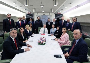 Erdoğan, adaylık için milleti işaret etti