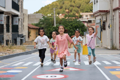 BUCA’DA SOKAKLAR ARTIK ÇOCUKLARIN