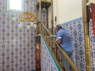 AYDIN’DA BAYRAMI ÖNCESİ CAMİLERDE TEMİZLİK