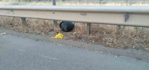 BORNOVA’DA MOTOKURYE FECİ KAZADA HAYATINI KAYBETTİ