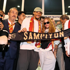 Leroy Sane, İstanbul’a Geldi