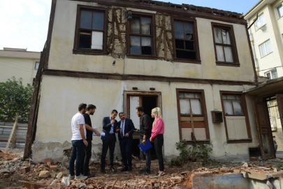 Tarihi yapılar ihtişamına kavuşuyor
