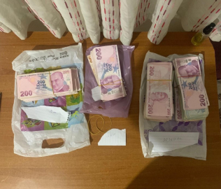 İZMİR’DE DEV OPERASYON: 6 İLDE 40 KİŞİ GÖZALTINDA