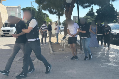 ÇEŞME’DE KOKAİN OPERASYONU: 3 ŞÜPHELİ TUTUKLANDI