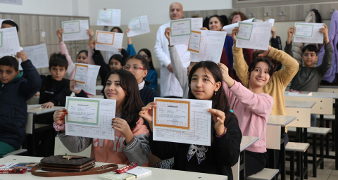 Yaklaşık 20 Milyon Öğrenci Yarın Yaz Tatiline Girecek