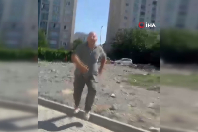 ESENYURT’TA YOL VERMEYEN ARACI TAŞLADI