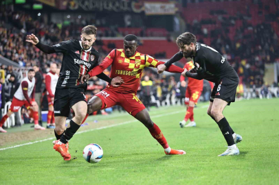 GÖZTEPE, ANTHONY DENNİS İÇİN GELEN TEKLİFİ GERİ ÇEVİRDİ