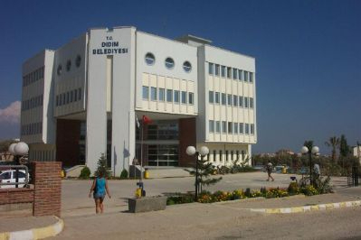 DİDİM BELEDİYESİ’NDE YOLSUZLUK OPERASYONU: 4 GÖZALTI