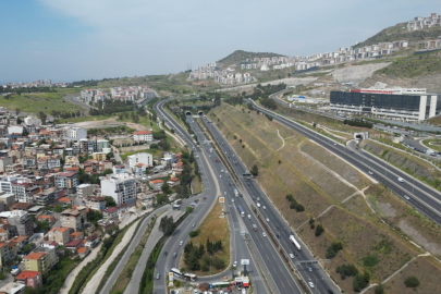 SAYGILI: İZMİR’E 23 YILDA ULAŞIMLA DAMGA VURDUK