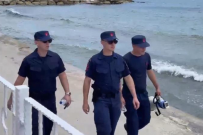 POYRAZ NEDENİYLE DENİZE GİRMEK YASAKLANDI